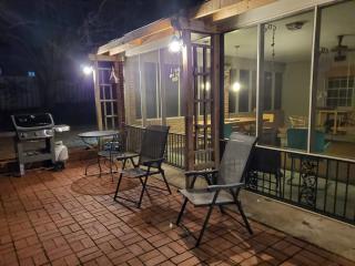 Nashville Elegance Enjoy Southern Comfort in Style - 7