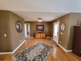 Fenced backyard! 6 miles to Cookeville Boat Dock! - Silver Point - 1