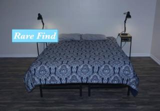 Comfortable stay five minutes away - 5