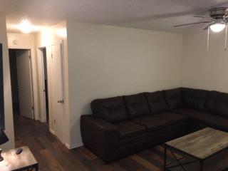 Two-bed one-bath downstairs close to Fort Sill! - Lawton - 8