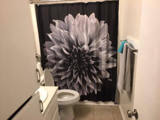 Two-bed one-bath downstairs close to Fort Sill! - Lawton - 3