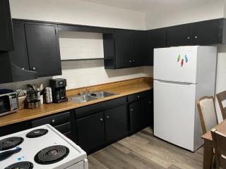 Cozy 3-Bedroom, 1-Bath Home Close to Fort Sill - Lawton - 5