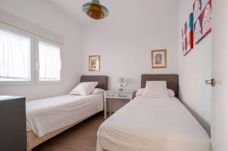 Apartamento frente al mar, luminoso y amplio. - Almuñécar - 1