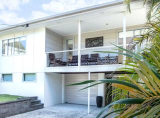 Moffat Beach, Large families & friends unite here! - 2