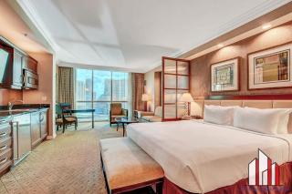 MGM Signature-15-711 Strip View Jacuzzi Studio - 6