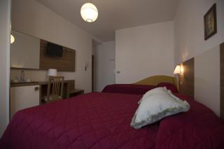 Hotel Brunella - Rimini - 4