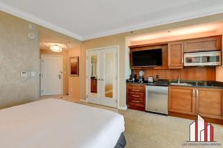 MGM Signature-17-606 Jacuzzi Studio - Las Vegas - 3