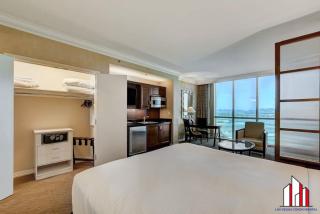 MGM Signature-20-618 Jacuzzi Studio - 2