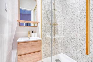 Appartement Place du Marechal Juin - III - Paris - 6