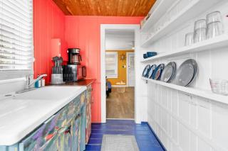 Marvelous Mermaid Bungalow, Dog-Friendly Downstairs Apt in Prime Vilano Beach - St. Augustine - 5