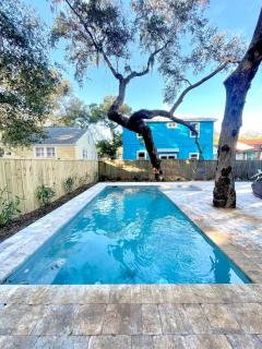 Downtown St Aug Home by Fountain of Youth Pool Spa by Beach Add Golf Cart - St. Augustine - 3