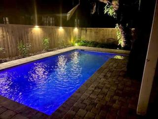 Downtown St Aug Home by Fountain of Youth Pool Spa by Beach Add Golf Cart - St. Augustine - 1