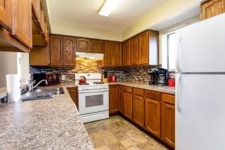 Countryside Cottages near Lake Bella Vista - Rockford - 4