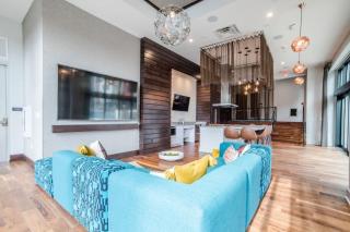 2BR Balcony Suite Gym & Pool Downtown at CityWay - Indianápolis - 3
