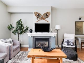 All Season Ski in Out Chalets at Calabogie Peaks - 6