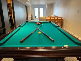 Waterfront open concept dream cottage with hot tub - 2