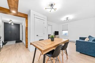 Birch & Ivy Suites at Portage House in Picton - Picton - 0