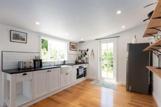Cute as A Button Cottage in Charming Evandale - Evandale - 8