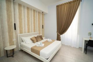 Mida's Boutique Rooms - Napels - 0