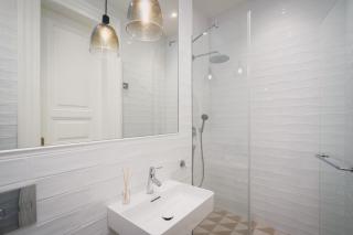 Palace Dlazdena – Stylish Prague Centre Apartment - 5