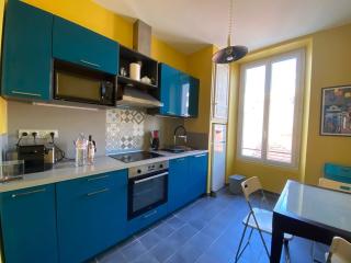 A084-Welcoming apartment in Rue d'Antibes the heart of Cannes - 8