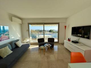 A013-Apt vue mer avec piscine et terrasse - 7