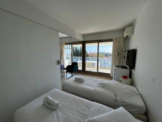 A018-Large studio with sea view swimming pool garage - 2