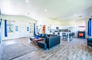 2B- Coolidge Arizona modern masterpiece 2 bd #2B - Coolidge - 0
