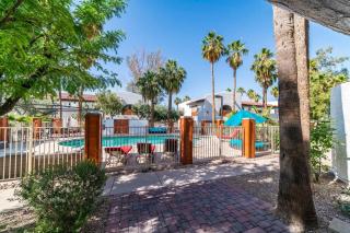 32- Modern Casa Grande Paradise heated pool condo - 1