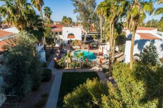34B- Modern studio condo heated pool and dog park - 0