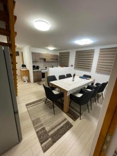 SZŐLŐFÜRT-FA-HÁZ VÁSÁROSNAMÉNY-GERGELYIUGORNYA - 0