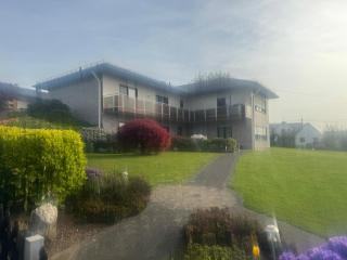 Ferienwohnungjahrsfeld - Straßenhaus - 1