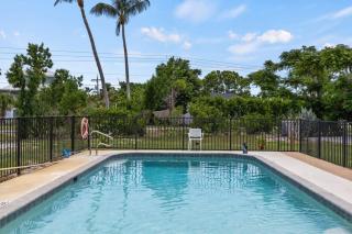 Renovated Cottage at the Historic Palms Inn of Sanibel- Includes Pool and Bikes - Sanibel - 2