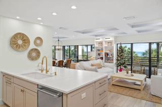 Executive Residence at Gulfside Place Completely Renovated in 2021 Walk Out Panoramic Gulf Views - Sanibel - 4