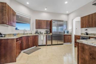 Serenity Peaks- Gorgeous Pet Friendly Villa in Scottsdale with Pool, Spa, and Bikes - 2