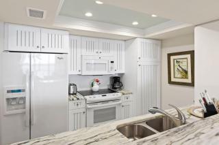Gorgeous Renovated Residence in Upscale Sanibel Harbour Tower - Fort Myers - 1