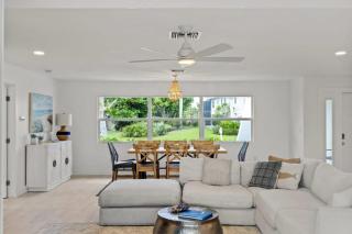 Sanibel Serenity- NEW Gorgeous Near Beach Villa with Pool - Sanibel - 8
