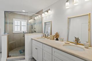 Sanibel Serenity- NEW Gorgeous Near Beach Villa with Pool - Sanibel - 1