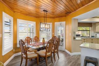 Gorgeous Golf Course Home w Pool in Cape Royal - Matlacha - 7