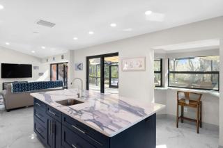 Villa Albatross- Gorgeous Ground Level Pool Home in the Dunes - Sanibel - 4