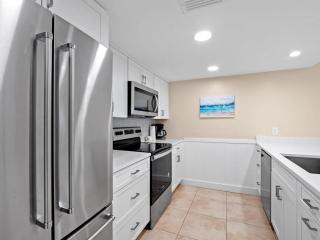 Beach Villa 2426- Captiva One Bedroom Deluxe Beachfront Residence - 1