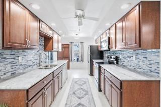 Gorgeous Pool Home in Lake Murex Sanibel - 4