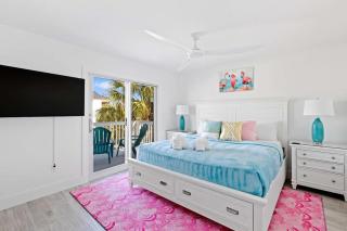 Stunning Near Beach Residence on Palermo Circle - Fort Myers Beach - 5