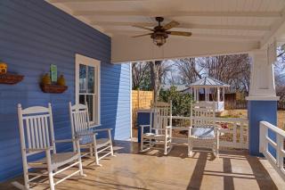 Vino Vida spacious home with hot tub - Fredericksburg - 5