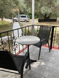 Helios Beach House - Mikros Gialos - 2