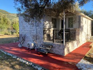 Helios Beach House - Mikros Gialos - 3
