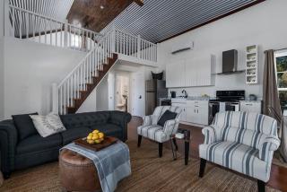 French Kiss Cottage, Pet Friendly, Chiminea! - 1