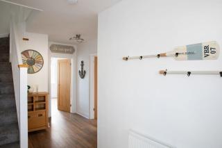 Stunning 4br House for 10 Near Beach w Hot Tub - Bognor Regis - 5