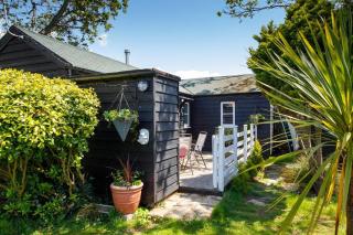 Cosy self-contained annexe in Selsey - 9