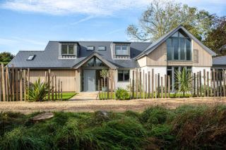 The Salt House - Luxury Home with Pool & Hot Tub - 0